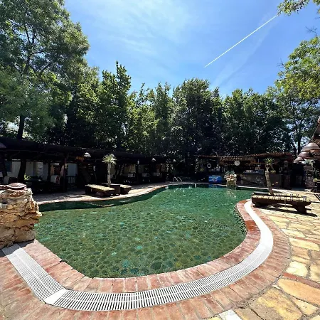 Ara E Vjeter Velipoja