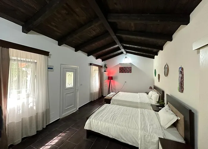 Ara E Vjeter 3* Velipoja